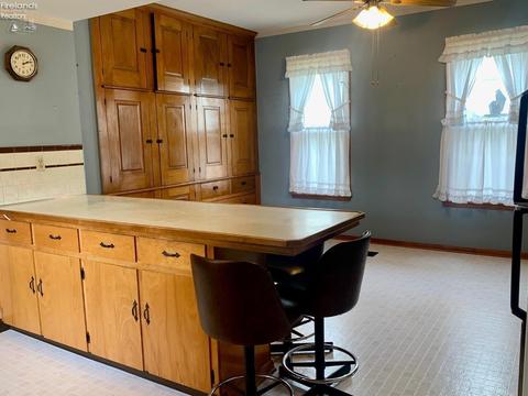 63 Elm St, Norwalk, OH 44857 photo 8