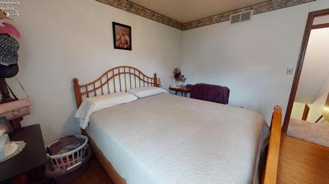 916 Maplewood St, Willard, OH 44890 photo 19