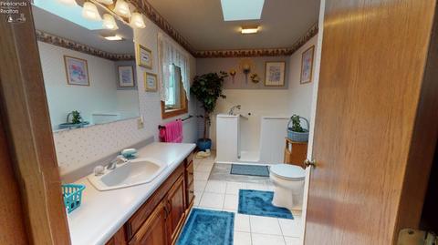 916 Maplewood St, Willard, OH 44890 photo 22