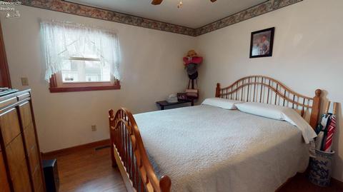 916 Maplewood St, Willard, OH 44890 photo 18