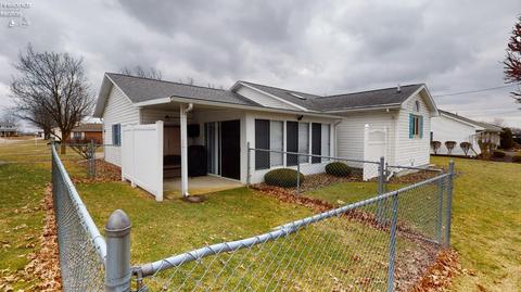 916 Maplewood St, Willard, OH 44890 photo 5
