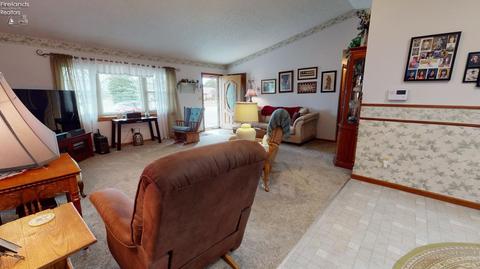 916 Maplewood St, Willard, OH 44890 photo 8