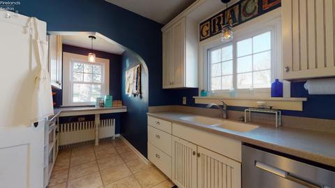 816 Clark St, Willard, OH 44890 photo 20