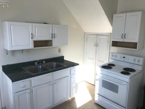 702 Wayne, Sandusky, OH 44870 photo 48