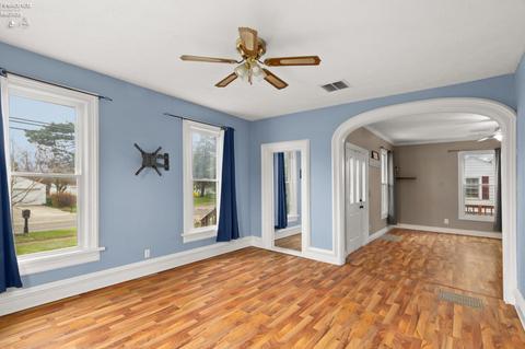 628 W Maple St, Clyde, OH 43410 photo 10