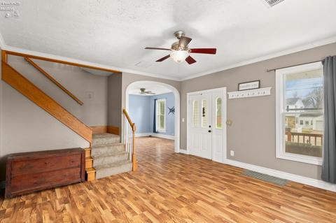 628 W Maple St, Clyde, OH 43410 photo 4