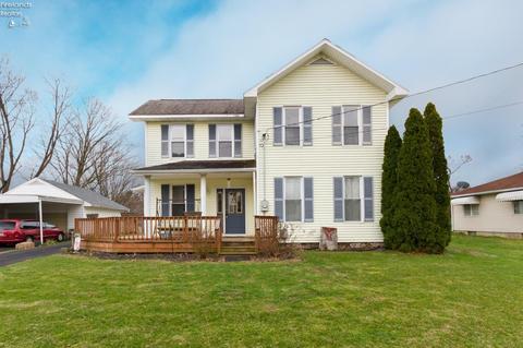628 W Maple St, Clyde, OH 43410 photo 1