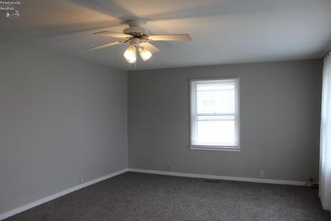 53 Spring St, Norwalk, OH 44857 photo 6
