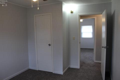 53 Spring St, Norwalk, OH 44857 photo 12