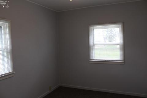 53 Spring St, Norwalk, OH 44857 photo 13