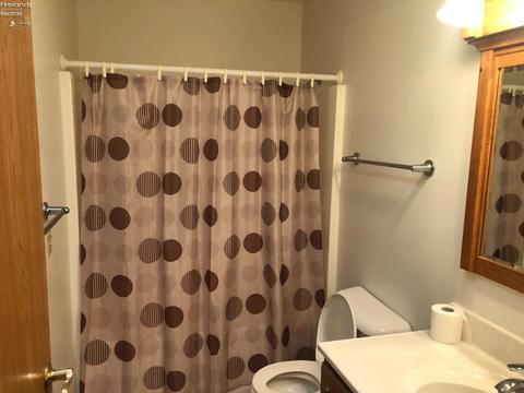 505 E Howard St, Willard, OH 44890 photo 13