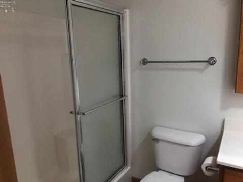 505 E Howard St, Willard, OH 44890 photo 15