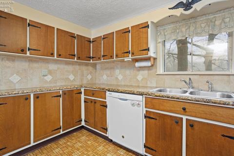 1609 Jarvis Rd, Wakeman, OH 44889 photo 8