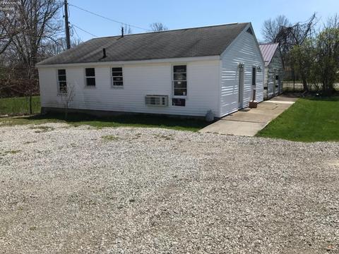 118 E Main St, New London, OH 44851
