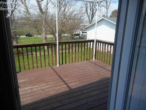 618 Euclid St, Willard, OH 44890 photo 7