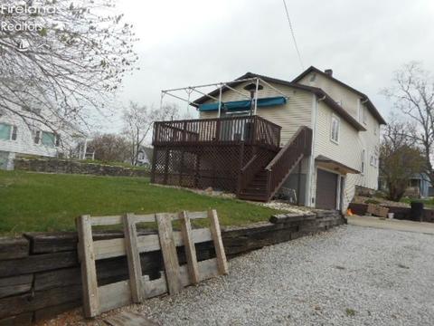 618 Euclid St, Willard, OH 44890 photo 3