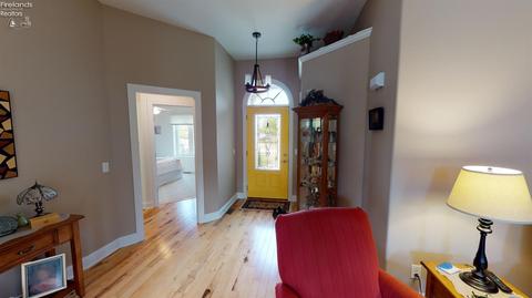 106 Leonard St, Willard, OH 44890 photo 7