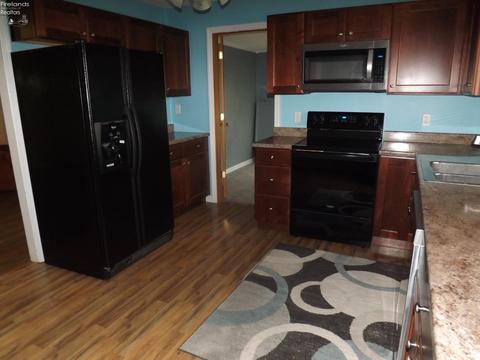 224 White St, Clyde, OH 43410 photo 17