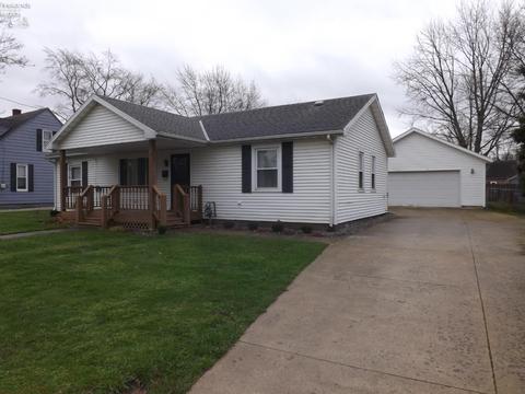224 White St, Clyde, OH 43410 photo 3