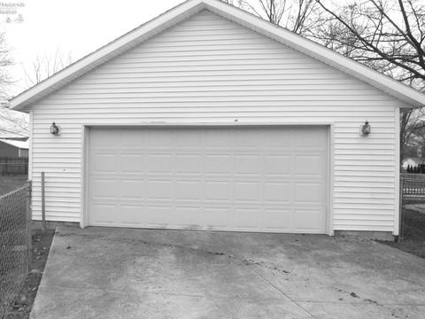 224 White St, Clyde, OH 43410 photo 11