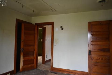 1021 E Main St, Bellevue, OH 44811 photo 13