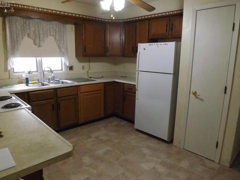 427 Brinker St, Bellevue, OH 44811 photo 10