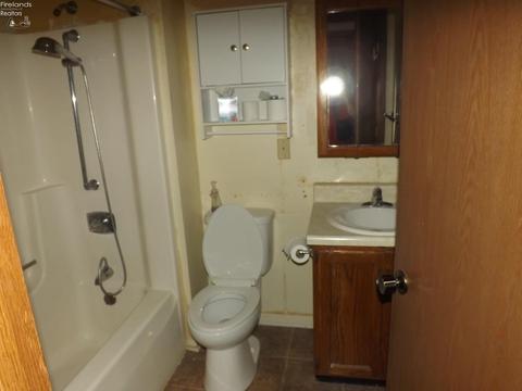 427 Brinker St, Bellevue, OH 44811 photo 21