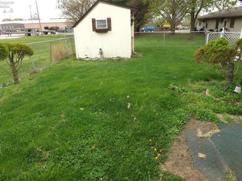 427 Brinker St, Bellevue, OH 44811 photo 4