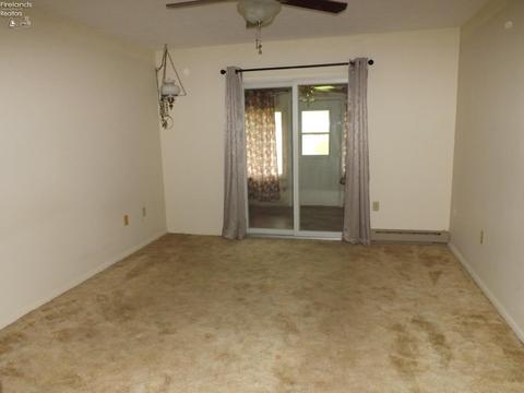 427 Brinker St, Bellevue, OH 44811 photo 16