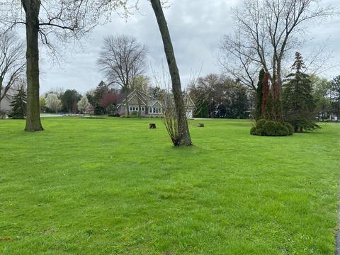 4753 E Marsh View Dr, Port Clinton, OH 43452