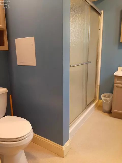 329 High St, Bellevue, OH 44811 photo 7