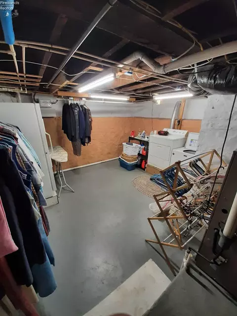 329 High St, Bellevue, OH 44811 photo 14