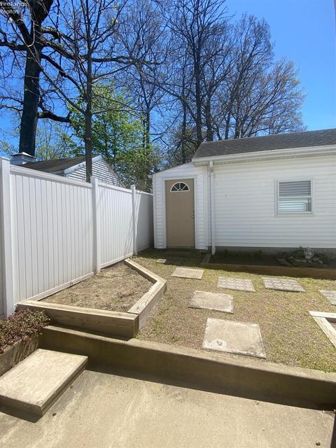 104 Woodside Ave, Huron, OH 44839 photo 32