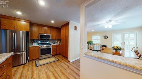 104 Woodside Ave, Huron, OH 44839 photo 10