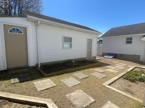 104 Woodside Ave, Huron, OH 44839 photo 30