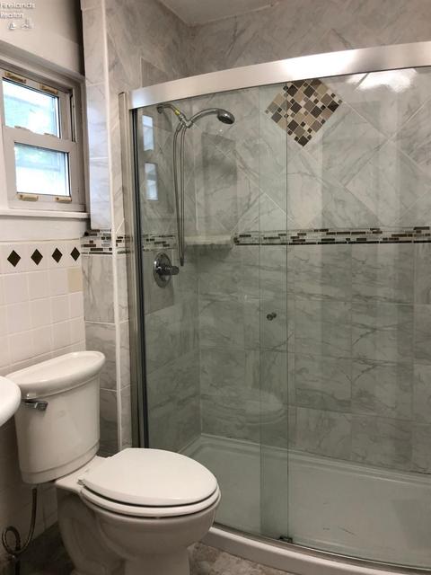 117 Washington St, Willard, OH 44890 photo 7