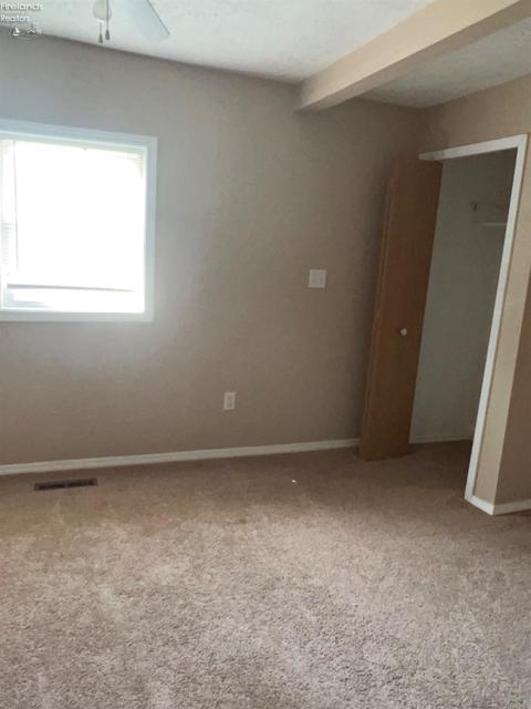 40 Monroe St, Monroeville, OH 44847 photo 5