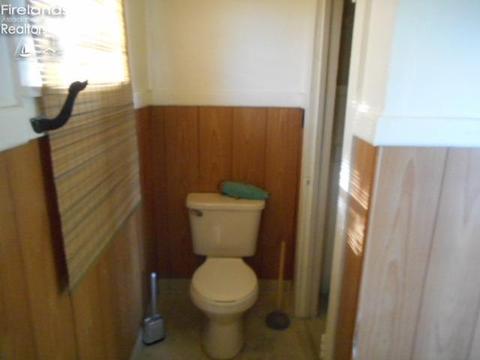 236 Motson St, Willard, OH 44890 photo 7