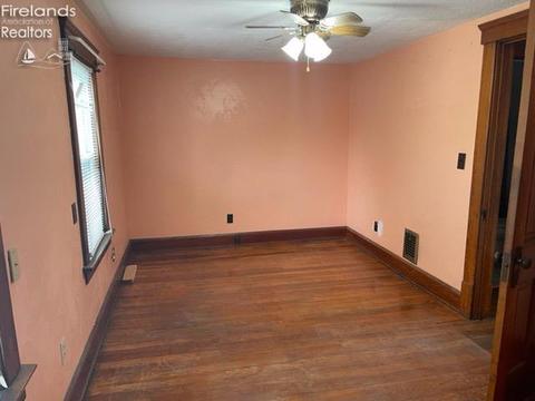 329 High St, Elyria, OH 44035 photo 19