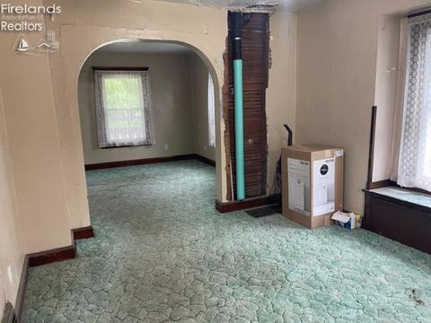 329 High St, Elyria, OH 44035 photo 10