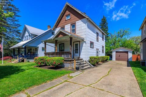 329 High St, Elyria, OH 44035 photo 1