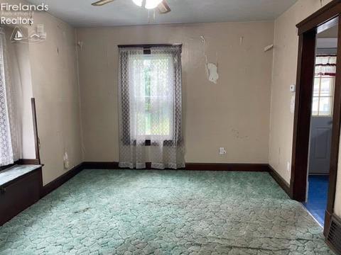 329 High St, Elyria, OH 44035 photo 11