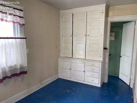 329 High St, Elyria, OH 44035 photo 13