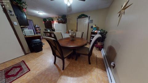 635 Pleasant St, Willard, OH 44890 photo 12