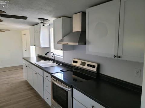 2380 Daniels Rd, Willard, OH 44890 photo 9