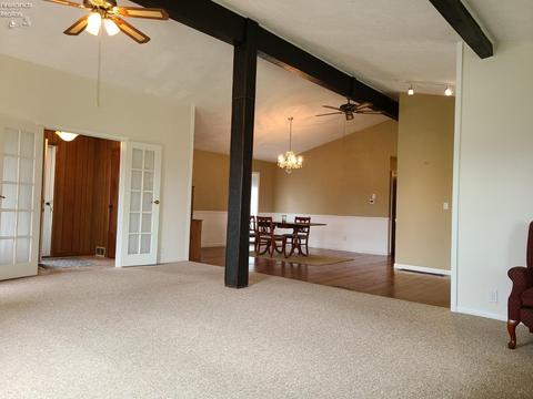 945 Hickory Dr, Huron, OH 44839 photo 12