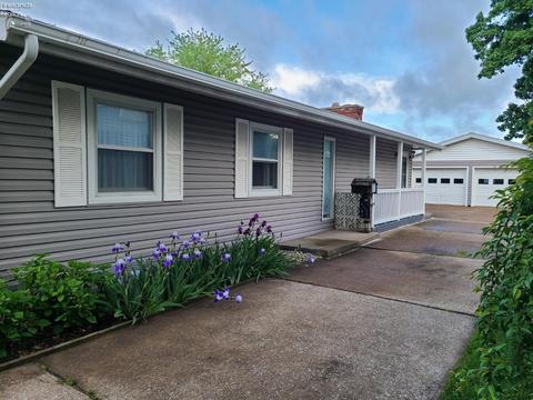 945 Hickory Dr, Huron, OH 44839 photo 36