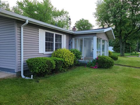 945 Hickory Dr, Huron, OH 44839 photo 5