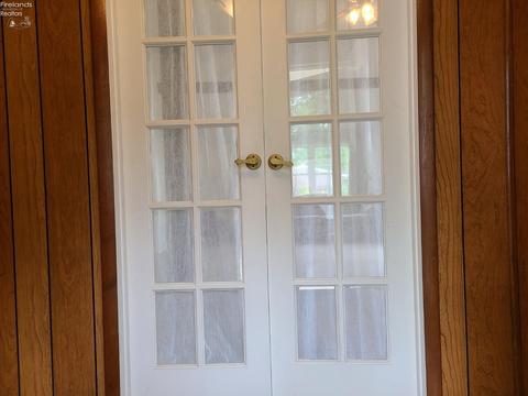 945 Hickory Dr, Huron, OH 44839 photo 7