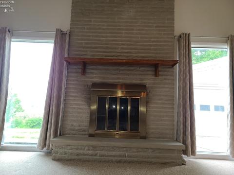 945 Hickory Dr, Huron, OH 44839 photo 11